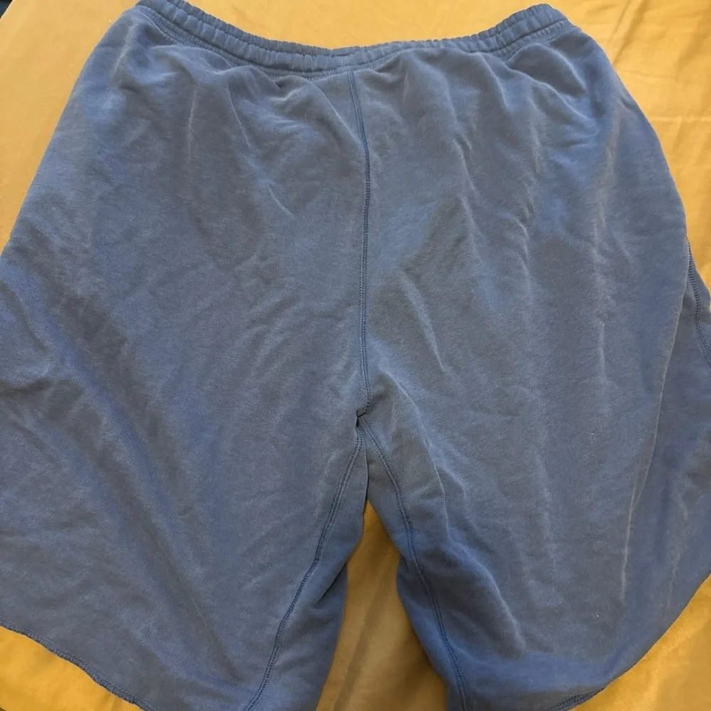 Puma Men's Athletic Shorts in Blue - Picture 3 of 4